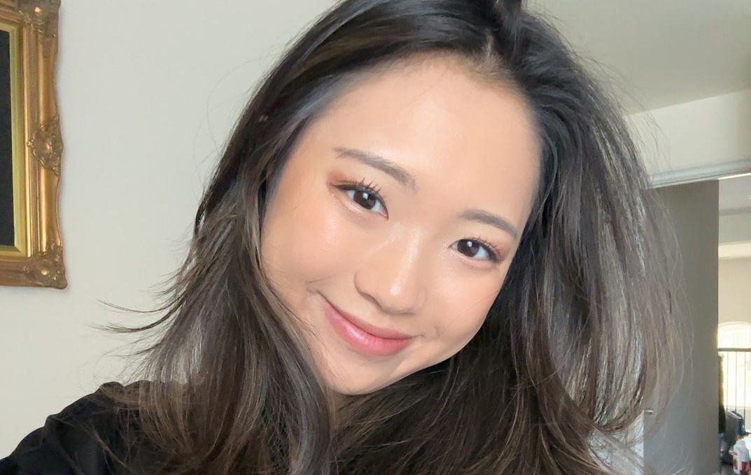 Grace built multiple side hustles whilst working in tech sales