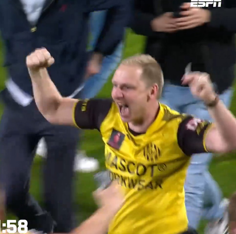 The club had beaten Cambuur while Groningen were losing