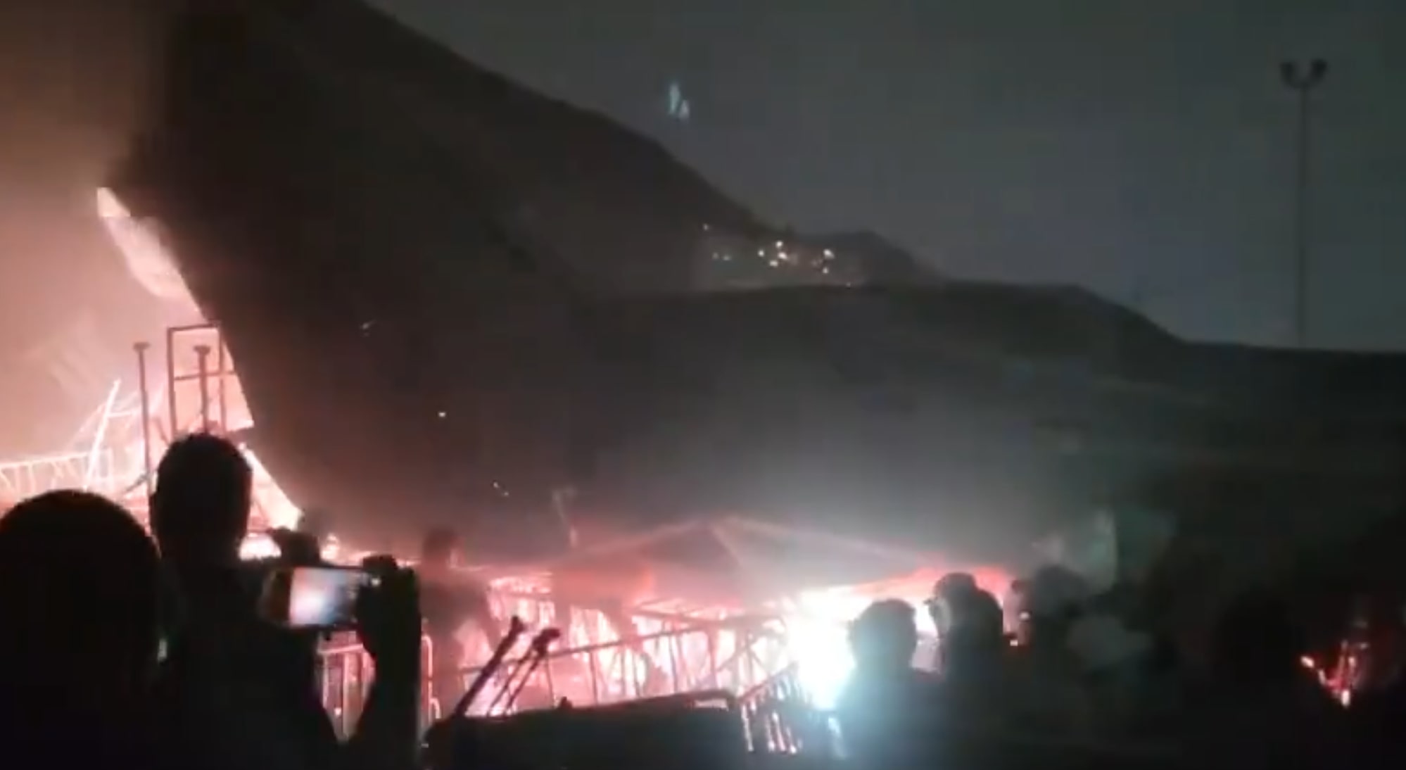 It engulfed victims inside