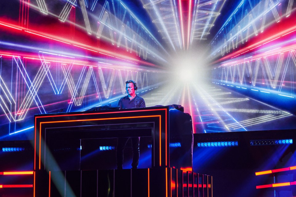 Pete Tong... Pioneer