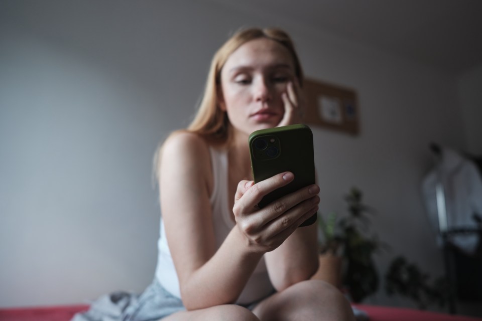 Research by OnePoll has revealed how long the average Brit can concentrate before getting distracted