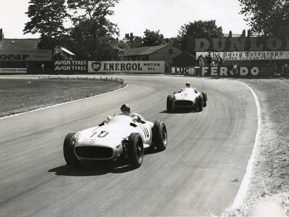 Juan Manuel Fangio in second place at the British Grand Prix, Aintree.