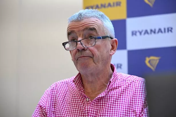 Image of Michael O'Leary at a press conference