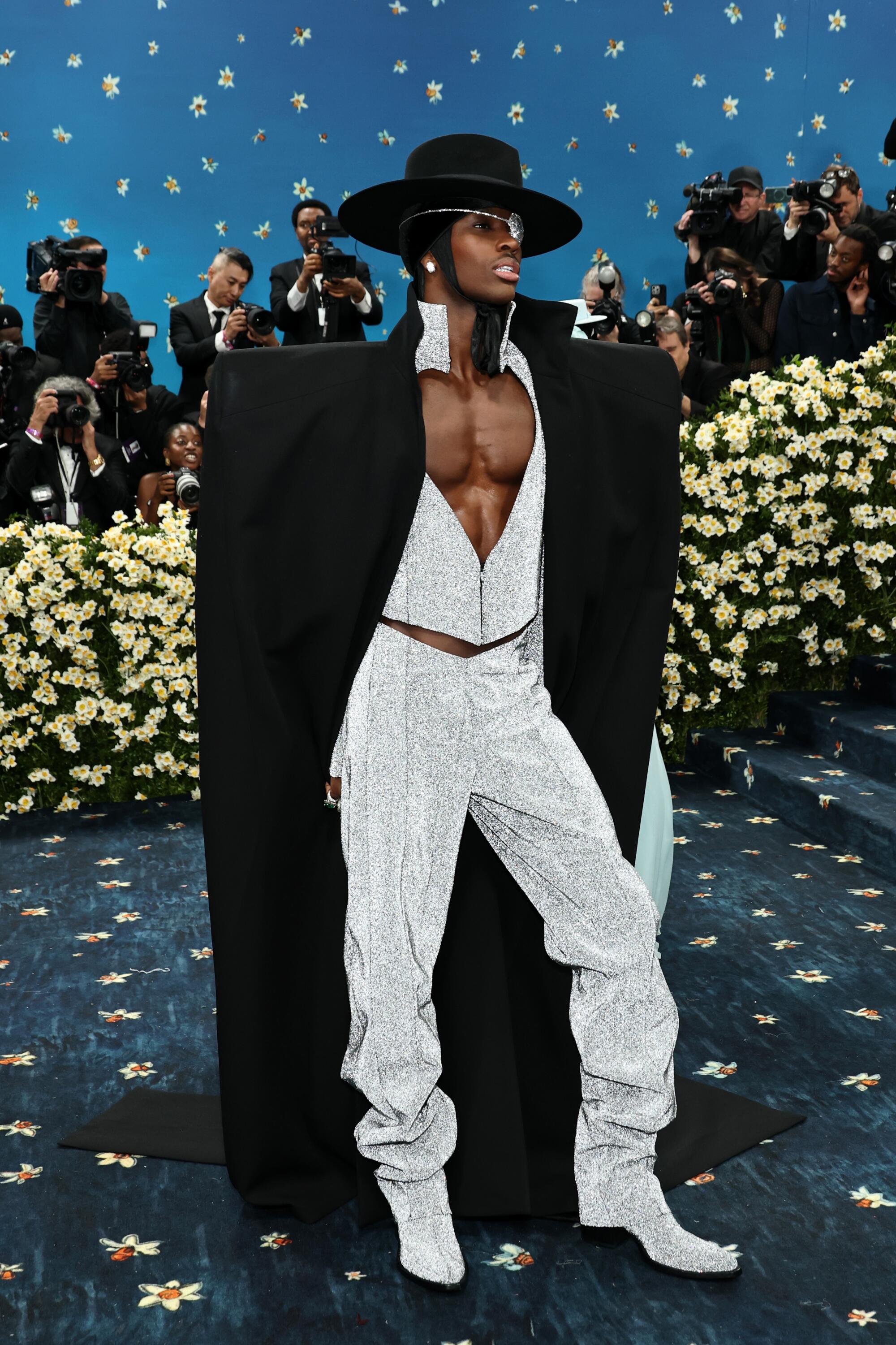Alton Mason in custom Boss ensemble.