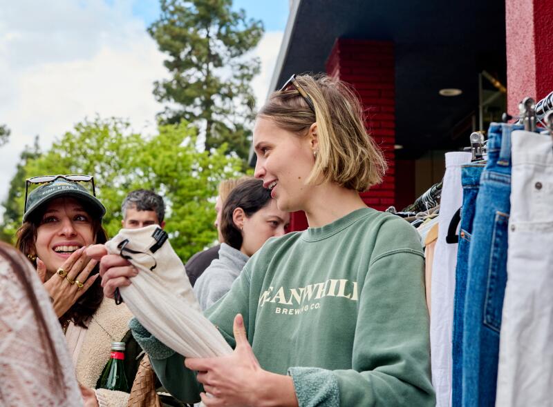 Seller Samantha Rose and Liv Hoffner.