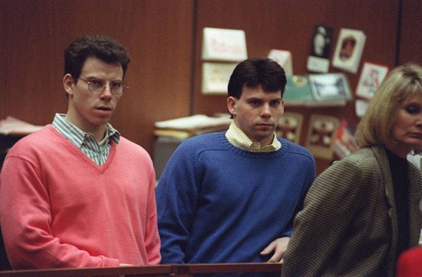 Erik Menendez (L) and his brother Lyle (R) listen during a pre-trial hearing, on December 29, 1992