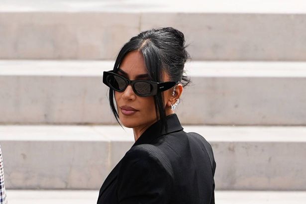 Kim Kardashian arrives at the Palais de Justice