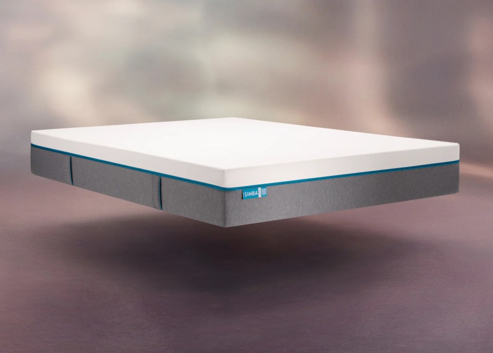 Simba Hybrid Mattress floating in mid-air.