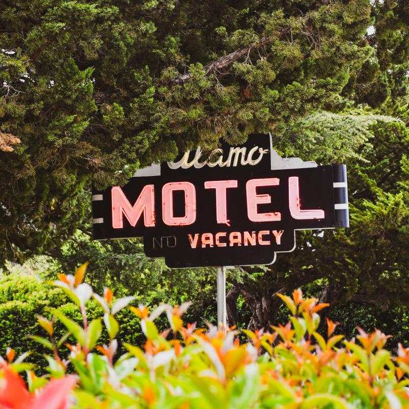 Alamo Motel sign in Los Alamos