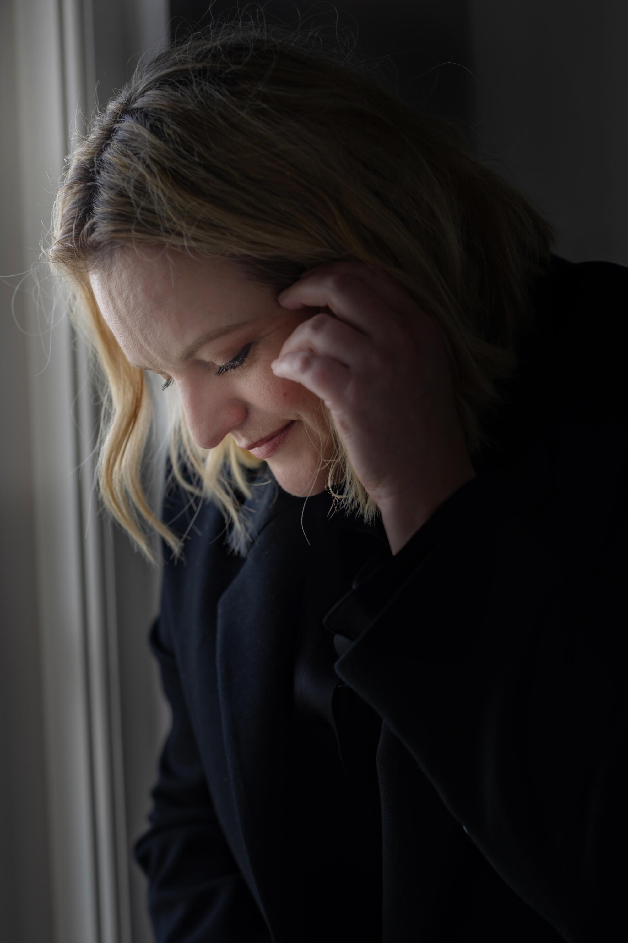 Elisabeth Moss.