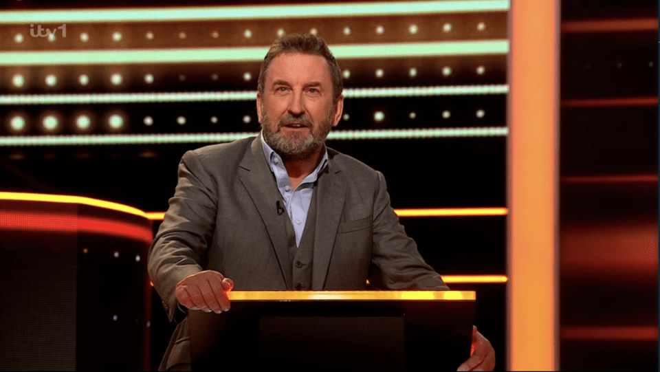 Lee Mack hosting The 1% Club.