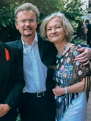 Photo of Sally and Richard Challen.