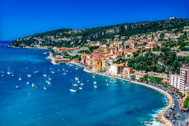 Image of sea and surrounding apartment buildings in Villefranche