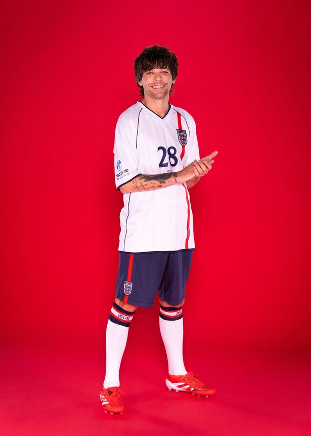 Louis Tomlinson wears a full England strip ahead of Soccer Aid 2025