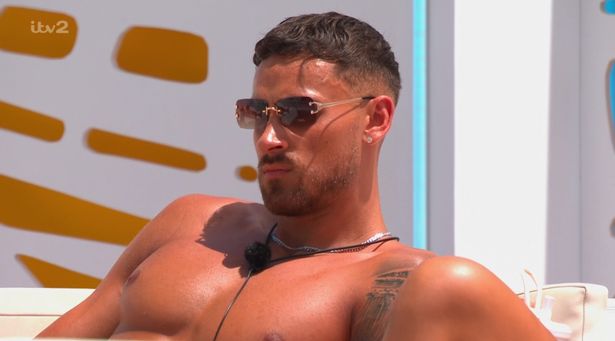 Some Love Island fans picked up on some odd behaviour by one star 