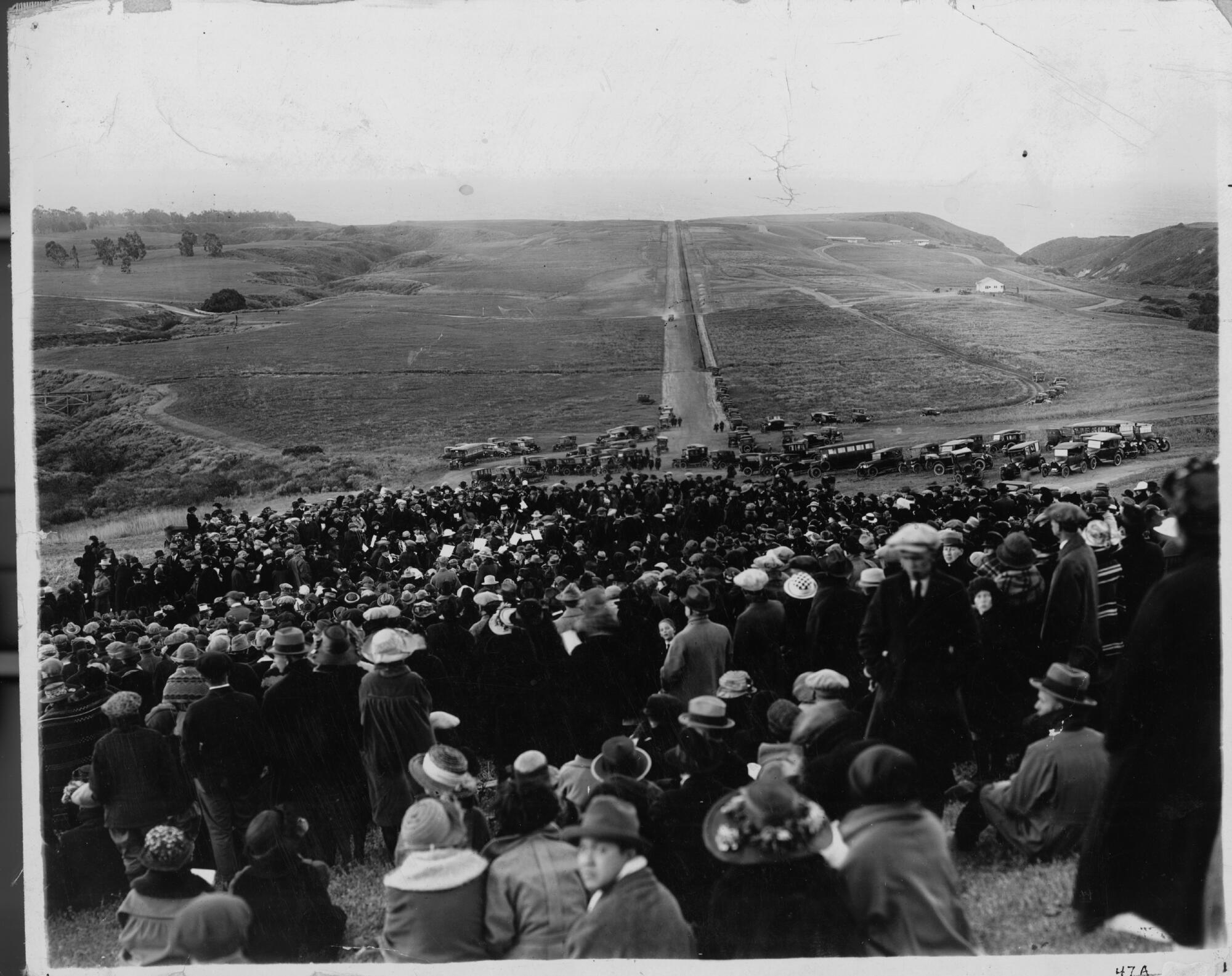 Residents gather on Peace Hill on Easter Sunday in 1922.