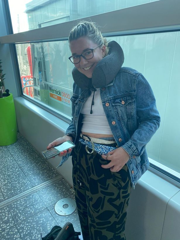 Bee wearing seven pairs of trousers at the airport