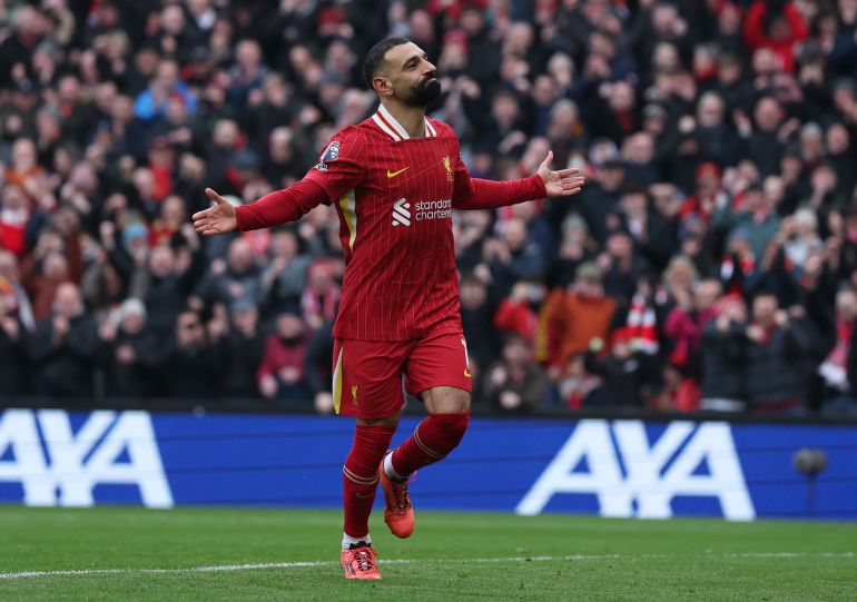 Mo Salah reacts.