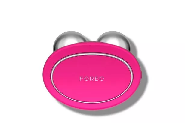 Foreo Bear Smart Microcurrent Face Device