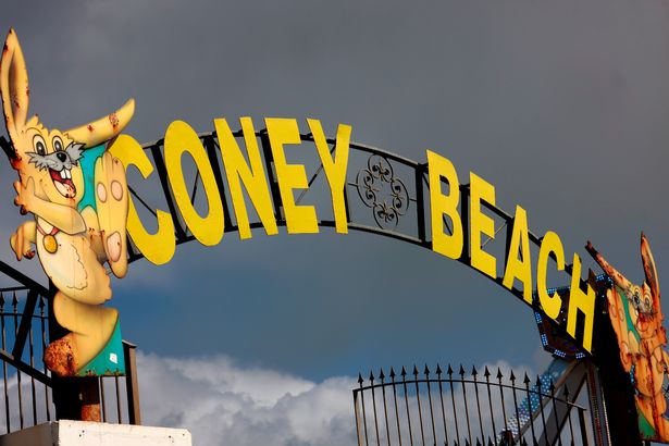  Coney Beach