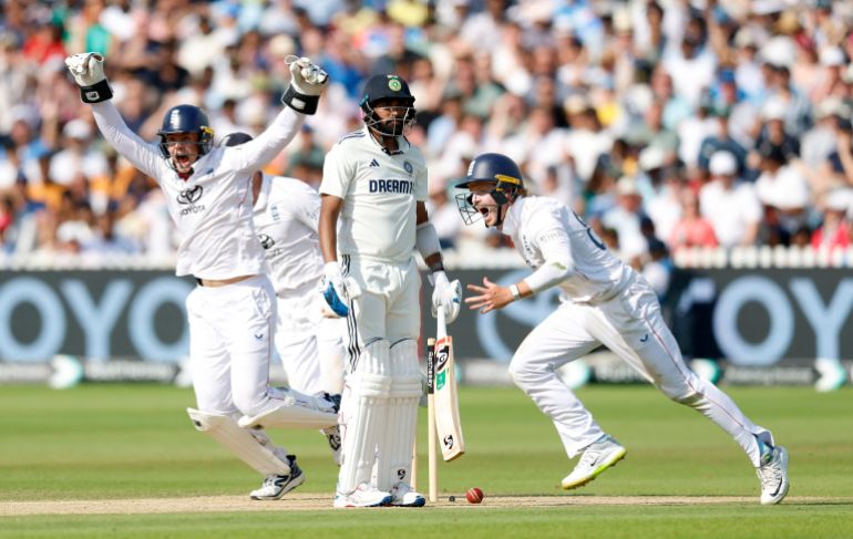 England players react.
