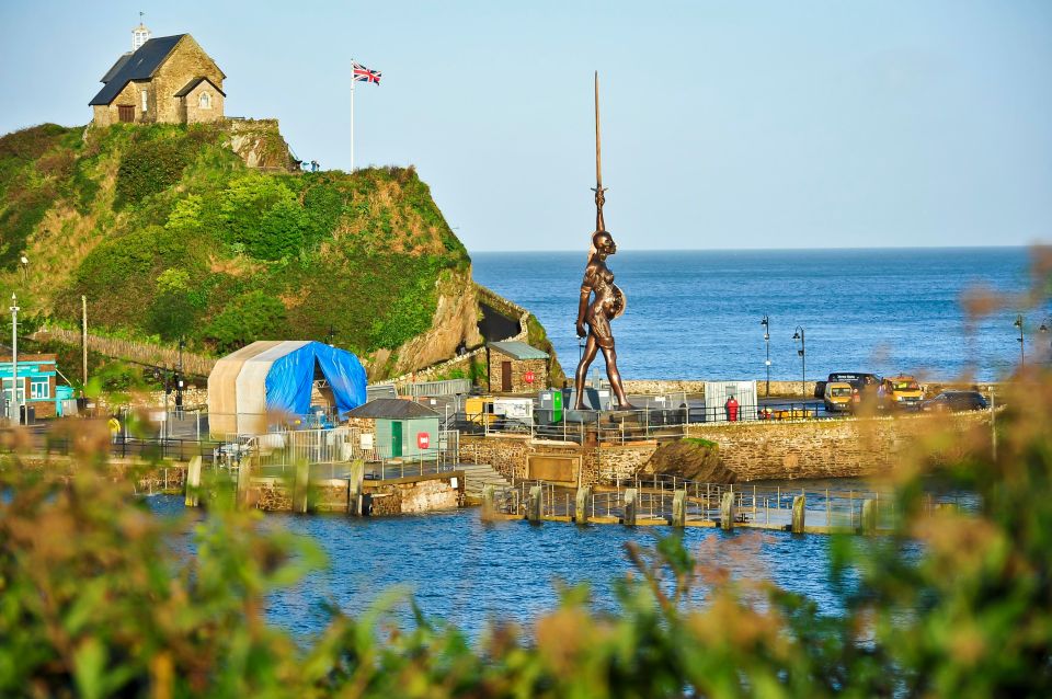 Damien Hirst's controversial statue of a naked, pregnant woman wielding a sword, on Ilfracombe seafront. ... Damien Hirst's Verity statue ... 17-10-2012 ... Ilfracombe ... UK ... Photo credit should read: Ben Birchall/PA Archive. Unique Reference No. 14905094 ... Picture date: Wednesday October 17, 2012. The 20 metre (66ft) bronze monument, titled 'Verity' has been given on a 20-year loan by the artist to the coastal town of Ilfracombe in north Devon. Photo credit should read: Ben Birchall/PA Wire