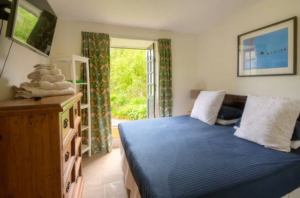 The Courtyard at Foulis Castle bedroom