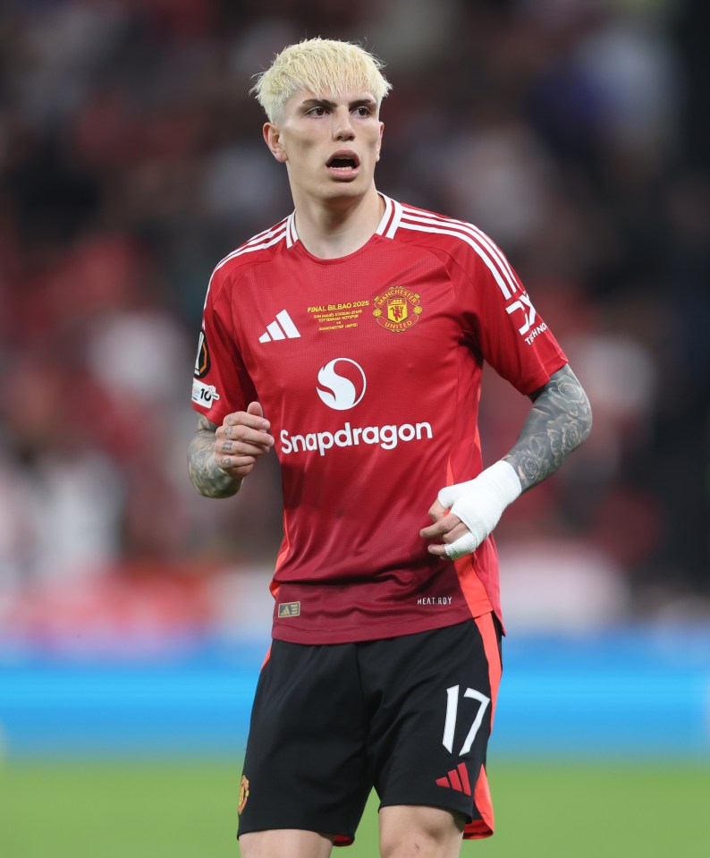 Alejandro Garnacho of Manchester United during a soccer match.