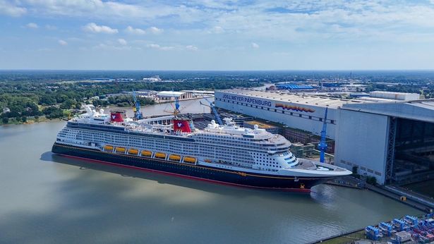 A view of the Disney Destiny and the Meyer Weft shipyard