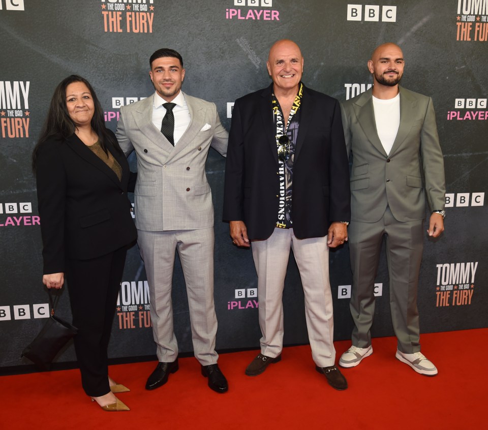 Tommy Fury with his family at a premiere.