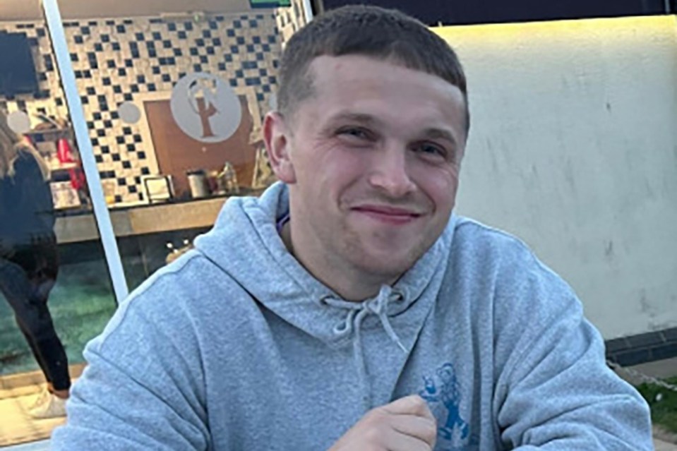 PICTURED HERE IS Daniel Burton A young father-of-two was killed in a freak accident when he was crushed by his own car doing DIY repairs, an inquest heard. Mechanic Daniel Burton, 27, was repairing his own Audi A3 when the axle stand he was using slipped and left him crushed underneath. An inquest heard he […]