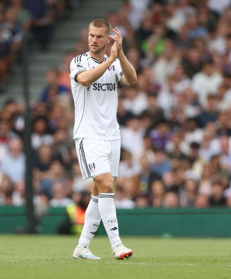 Joachim Andersen of Fulham applauding.