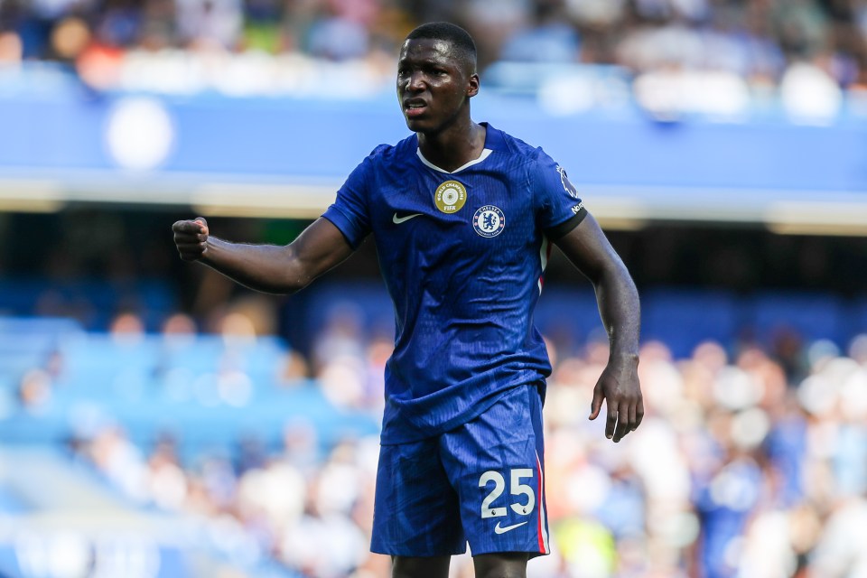 Moisés Caicedo of Chelsea during a Premier League match.