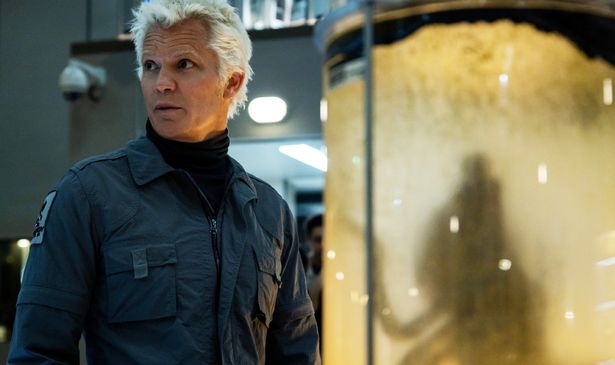 Timothy Olyphant as Kirsh