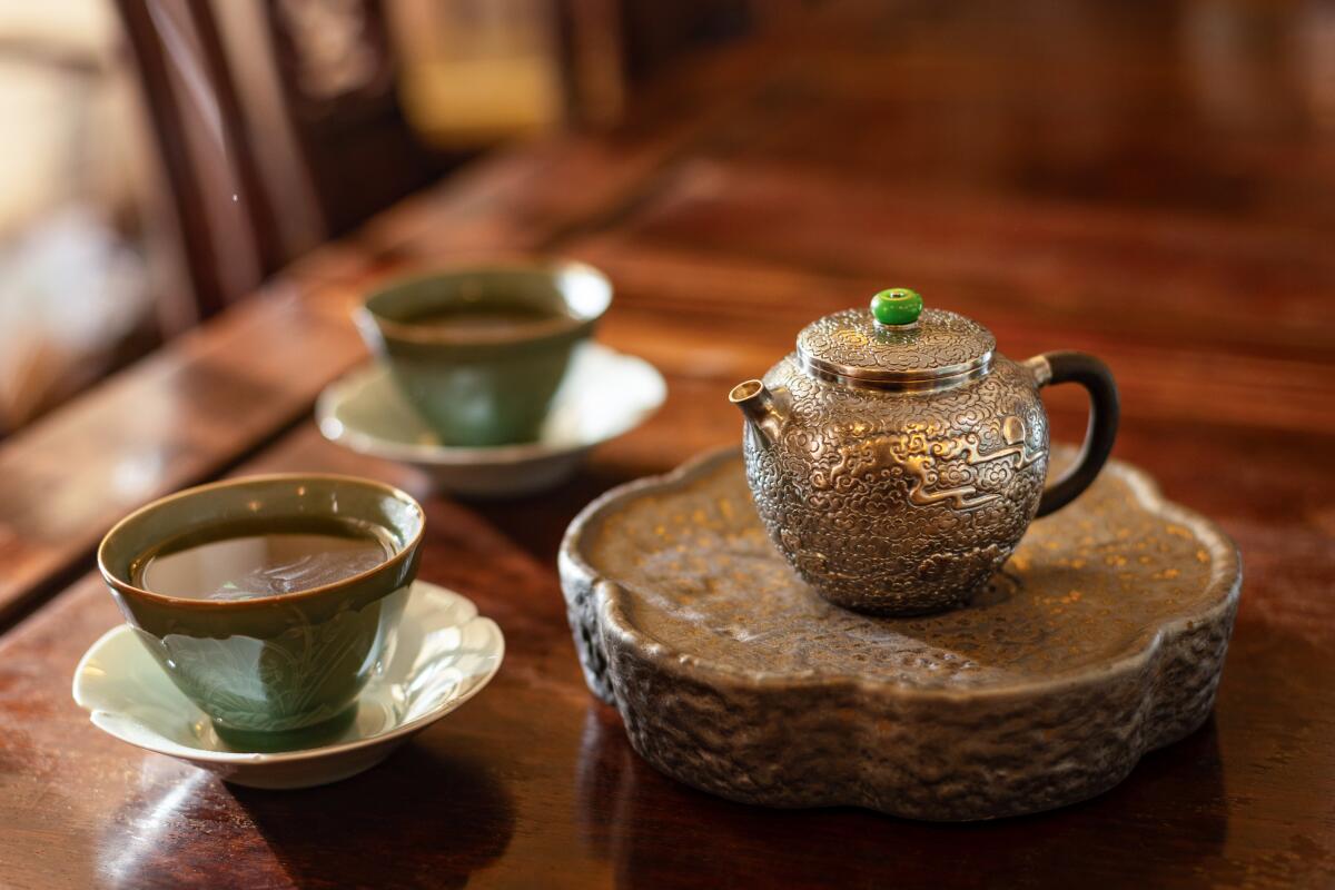A tasting at Tea Habitat in Alhambra.