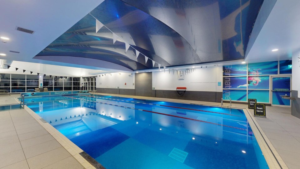 Bannatyne Spa Belfast swimming pool.