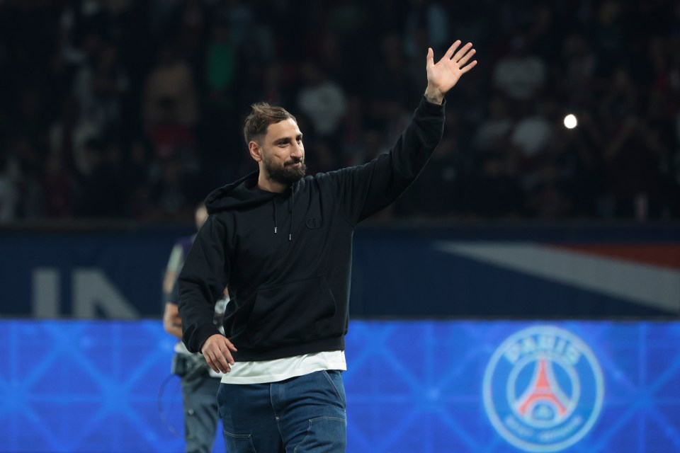 Gianluigi Donnarumma waving to fans.