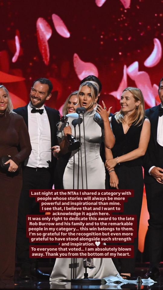 Molly Mae holding an award at the NTAs.
