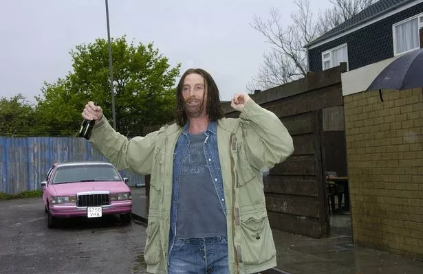 David Threlfall filming Shameless in Wythenshawe, April 2007