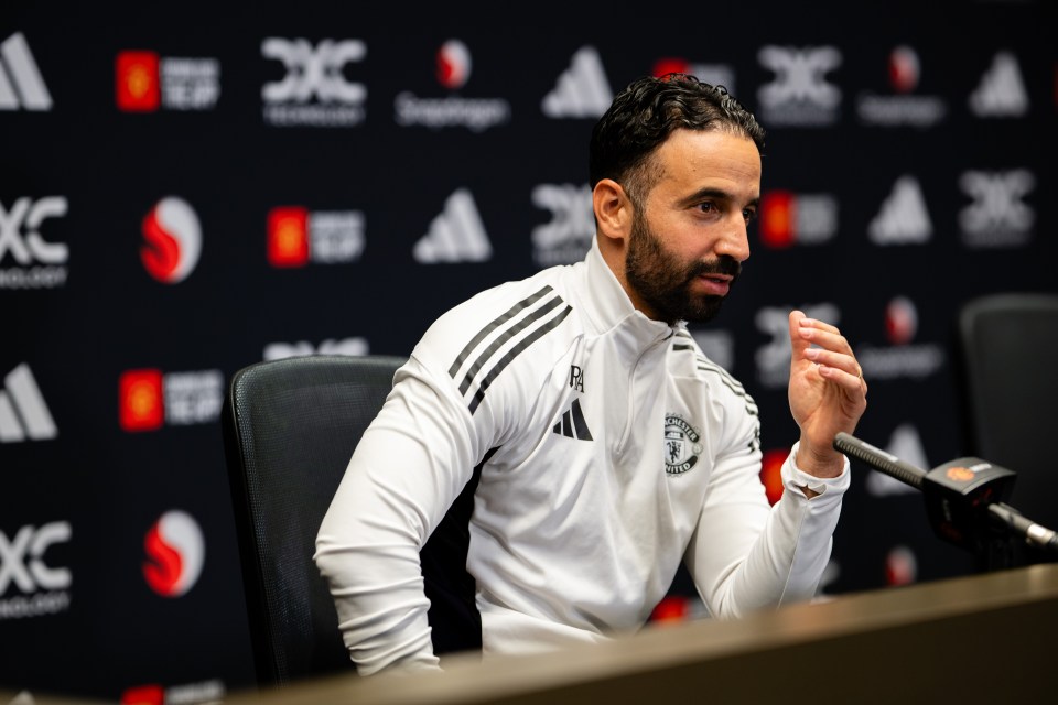 Head Coach Ruben Amorim speaking at a press conference.