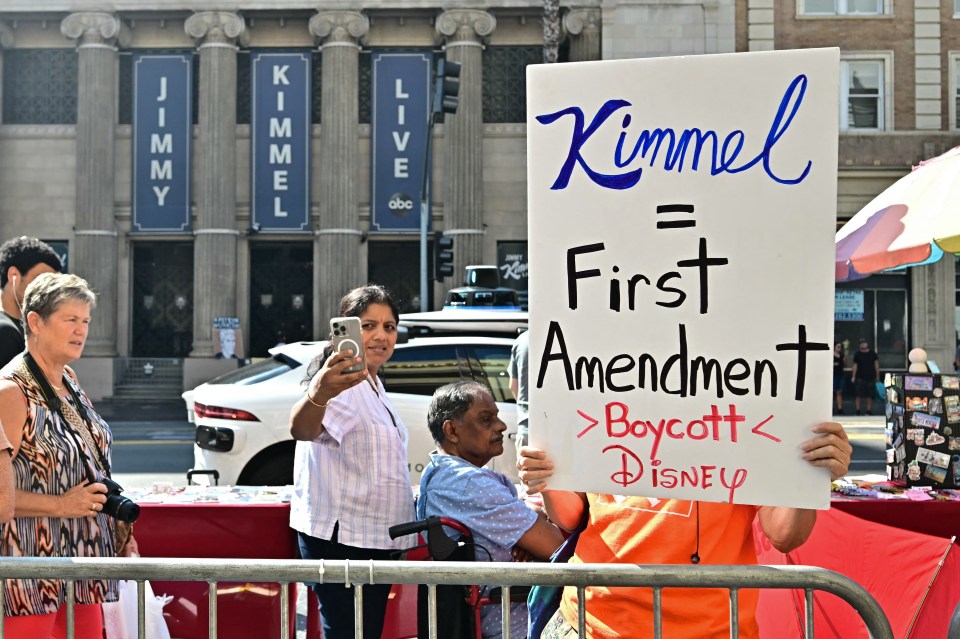 Demonstrators protest the suspension of the "Jimmy Kimmel Live!" show in front of the Jimmy Kimmel Live! building.