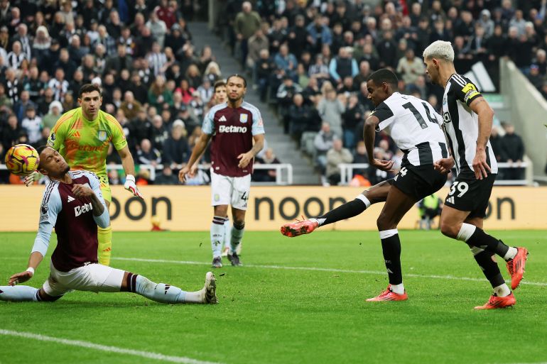 Alexander Isak in action.