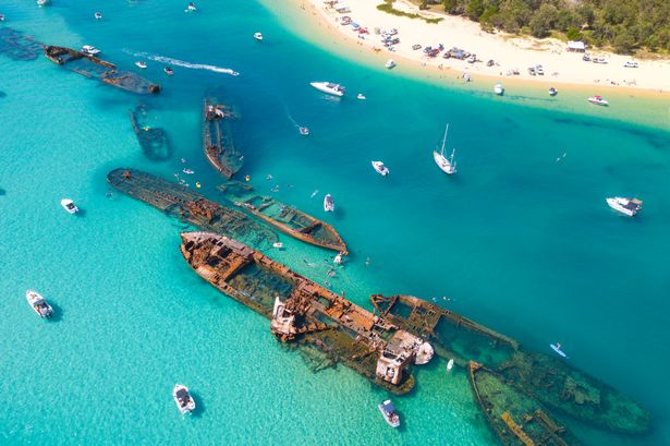 Crystal clear waters for snorkelling, boating or diving off Brisbane at the island of Moreton.