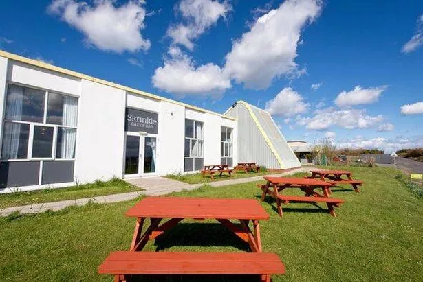 outside the YHA Manorbier 