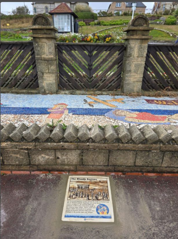 A commemorative plaque on the Promenade at Greenhill has been put down 