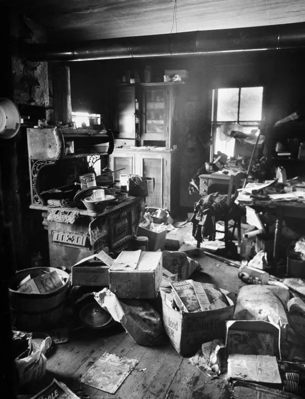 Filthy, cluttered kitchen of alleged mass murderer Ed Gein