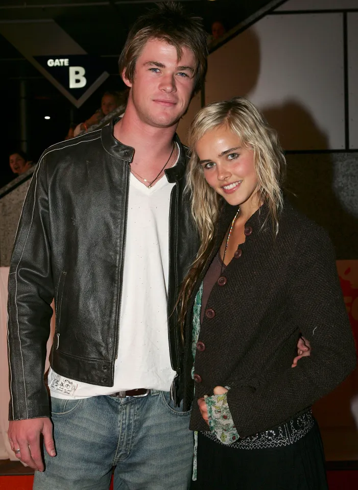 Actors Chris Hemsworth and Isabel Lucas at the 2005 Nickelodeon Kids' Choice Awards.