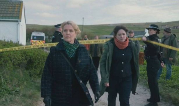 DI Ruth Calder and DS Lorna Tosh McIntosh in Shetland