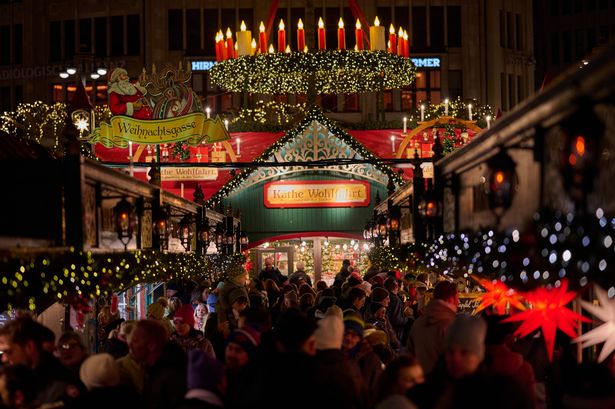 The biggest and most popular Christmas Market in Hamburg is at the City Hall. The famous market attract thousands of people from Germany and other countries and is a landmark.
